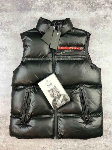 Жилет Prada 4863 фото