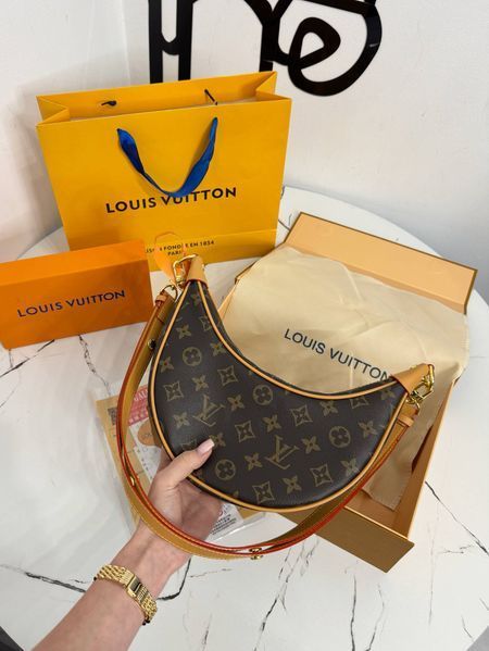 Сумка Louis Vuitton  92930 фото