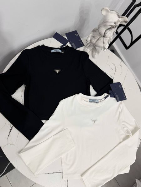 Кофта укорочена Prada 111000.1 фото