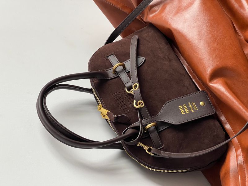Сумка Miu Miu 910 фото