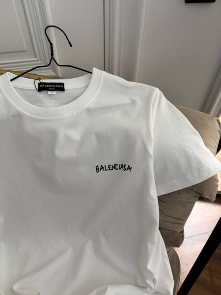Футболка Balenciaga 2357 фото