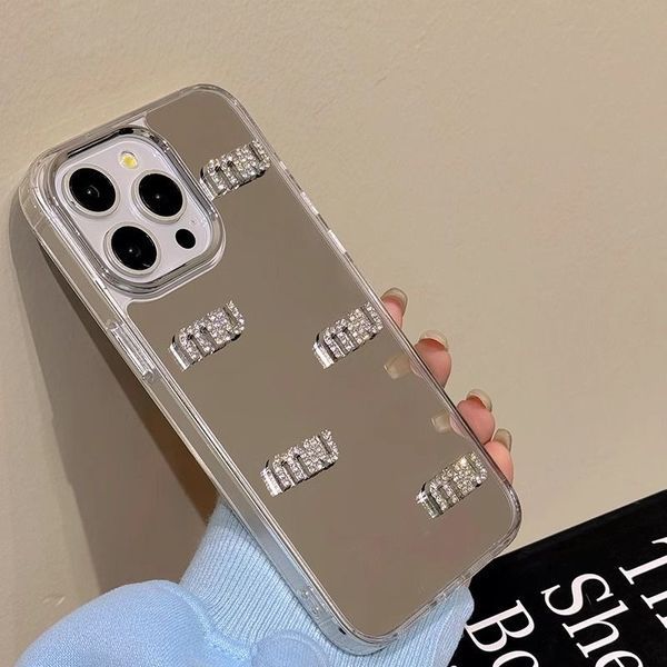 Чехол Miu Miu на разные модели IPhone  039.12 фото