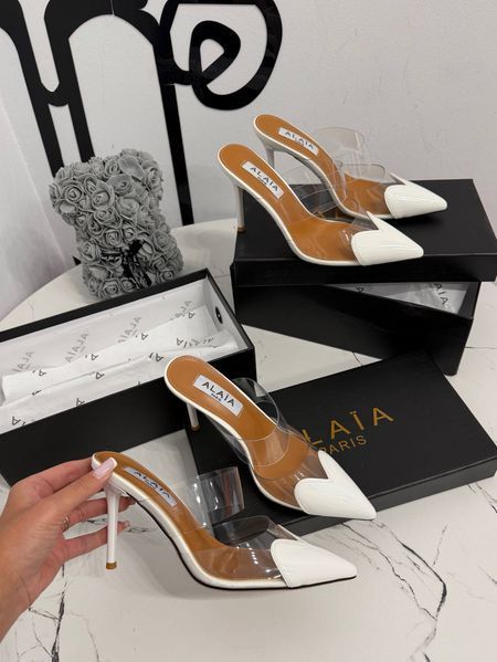 Туфлі Ala&iuml;a 4981 фото