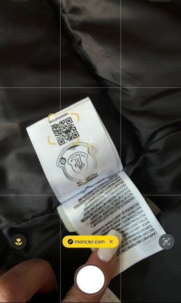 Жилет Moncler матова   2595 фото