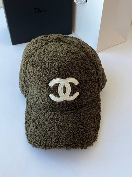 Теплі кепки Chanel 779 фото