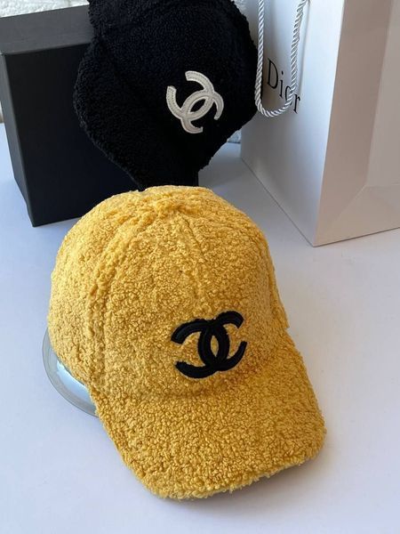 Теплі кепки Chanel 779 фото